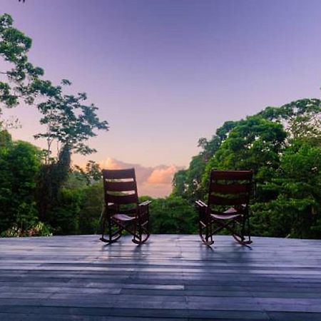 Luna Lodge Carate Dış mekan fotoğraf