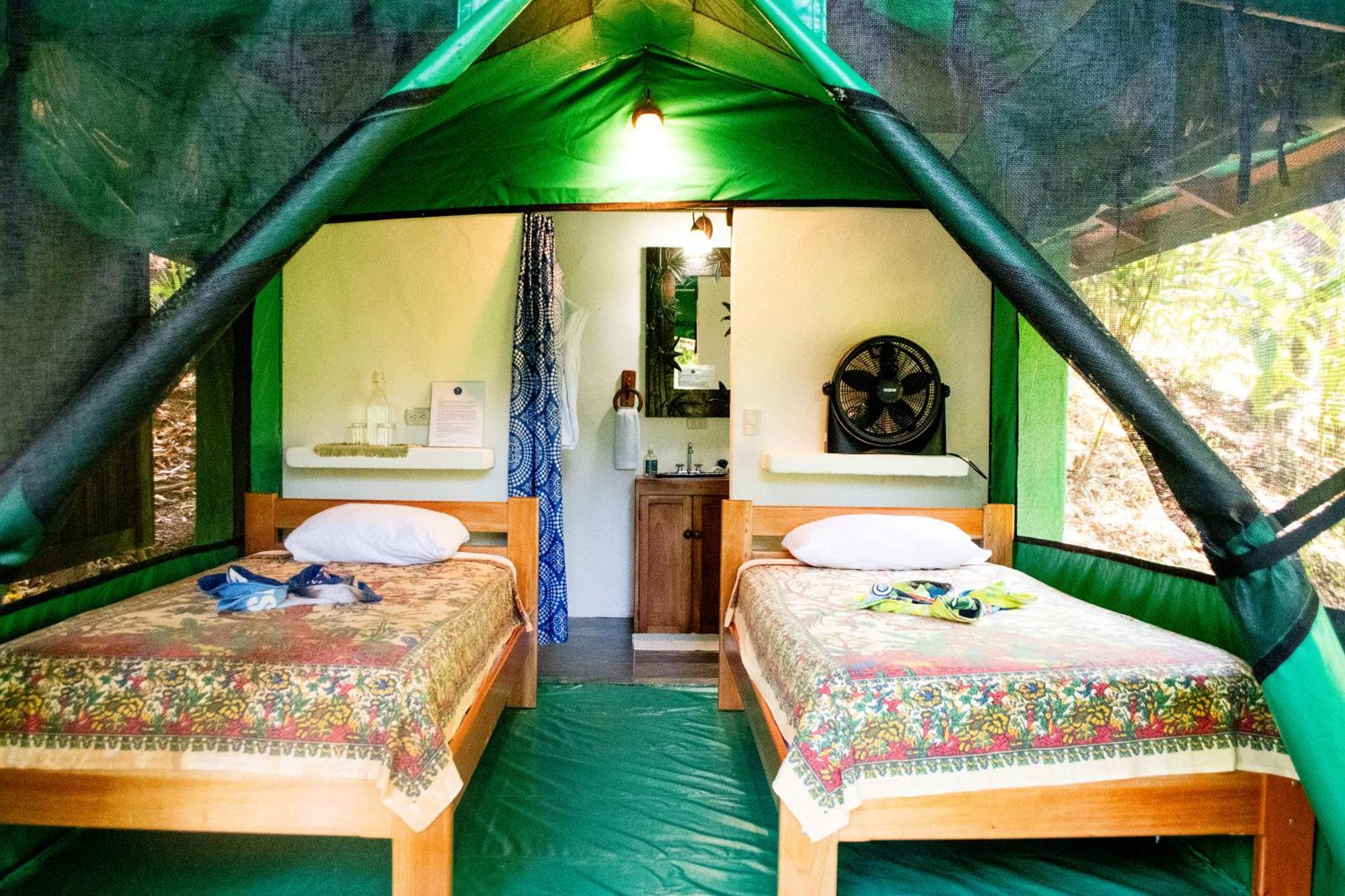 Luna Lodge Carate Dış mekan fotoğraf