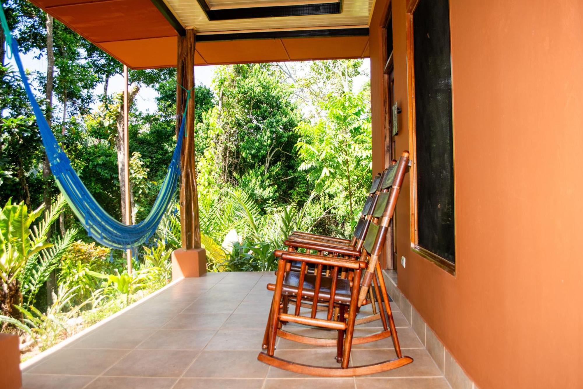 Luna Lodge Carate Dış mekan fotoğraf