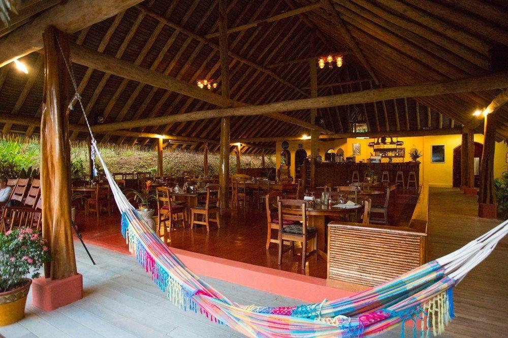 Luna Lodge Carate Dış mekan fotoğraf