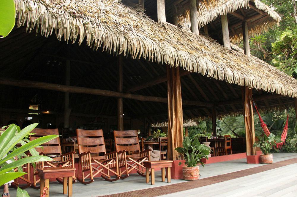 Luna Lodge Carate Dış mekan fotoğraf