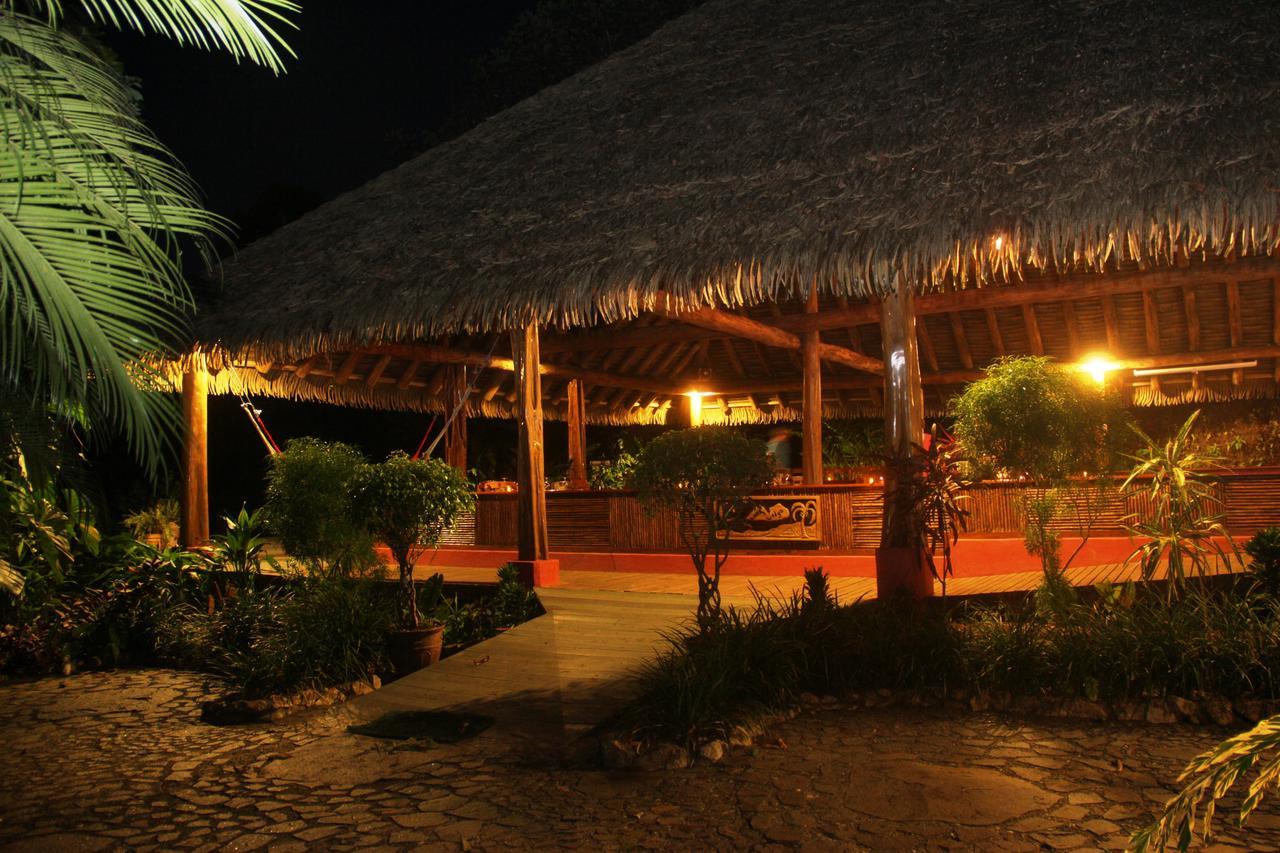 Luna Lodge Carate Dış mekan fotoğraf